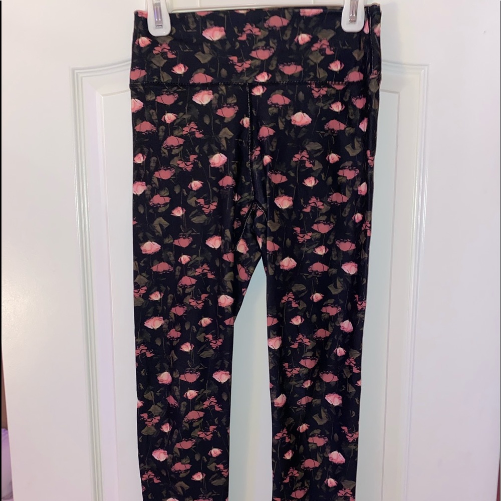 Fabletics rose full length leggings